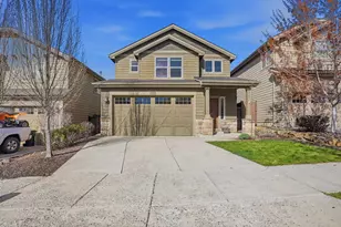 19626 Harvard Pl, Bend, OR 97702 - Photo 2