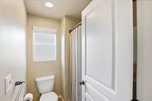 19626 Harvard Pl, Bend, OR 97702 - Photo 24