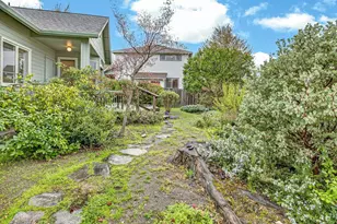 536 Parkside Dr, Ashland, OR 97520 - Photo 6