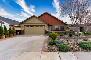 2158 NW Kilnwood Pl, Redmond, OR 97756 - Photo 2