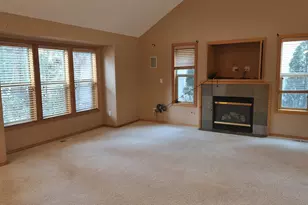 19899 Porcupine Dr, Bend, OR 97702 - Photo 4