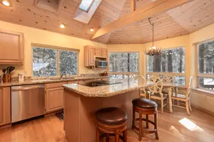 70659 Avens, Black Butte Ranch, OR 97759 - Photo 10