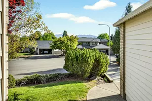 2855 Shanteal Pl, Medford, OR 97504 - Photo 42