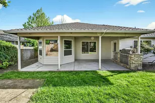 2855 Shanteal Pl, Medford, OR 97504 - Photo 40