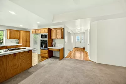 2855 Shanteal Place, Medford, OR 97504 - Photo 8