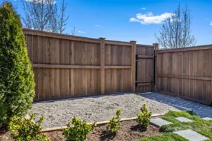 3759 SW 45th St, Redmond, OR 97756 - Photo 40