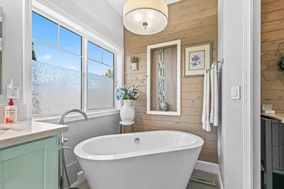 3910 Cherry Lane, Medford, OR 97504 - Photo 24