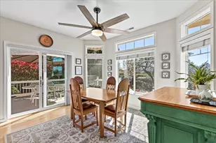 3910 Cherry Ln, Medford, OR 97504 - Photo 10