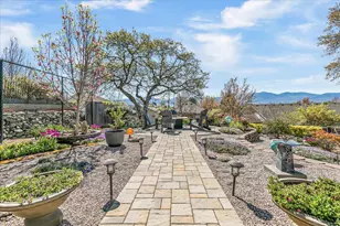 3910 Cherry Ln, Medford, OR 97504 - Photo 46