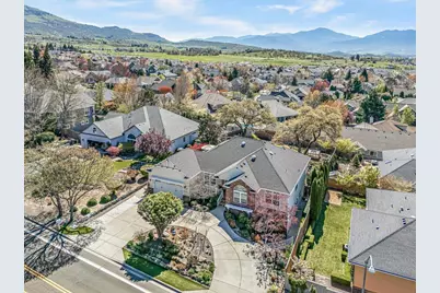 3910 Cherry Lane, Medford, OR 97504 - Photo 62