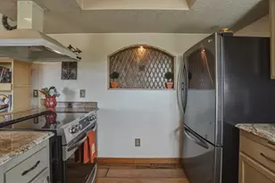 7950 SW Copley Rd, Powell Butte, OR 97753 - Photo 12