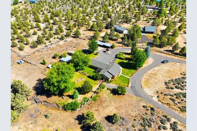 7950 SW Copley Road, Powell Butte, OR 97753 - Photo 2
