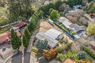 502 Buckhorn Ln, Shady Cove, OR 97539 - Photo 34