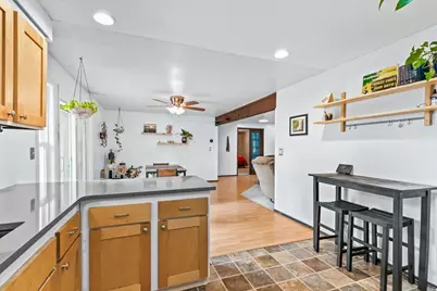 1883 S Peach Street, Medford, OR 97501 - Photo 10