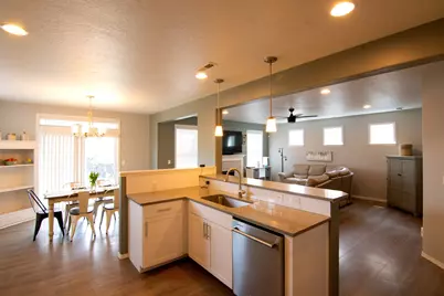 2548 NW Ivy Way, Redmond, OR 97756 - Photo 4