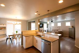 2548 NW Ivy Way, Redmond, OR 97756 - Photo 4