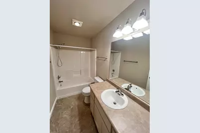 303 Live Oak Loop, Central Point, OR 97502 - Photo 22