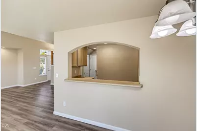 303 Live Oak Loop, Central Point, OR 97502 - Photo 10