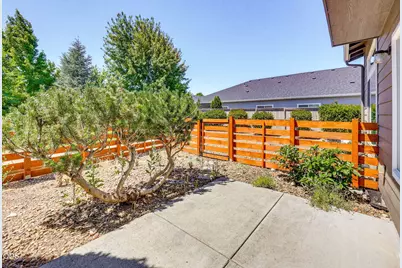303 Live Oak Loop, Central Point, OR 97502 - Photo 42