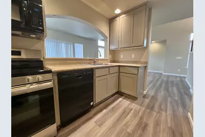 303 Live Oak Loop, Central Point, OR 97502 - Photo 6