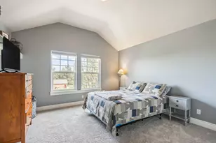 1037 NW Rimrock Dr, Redmond, OR 97756 - Photo 40