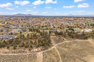 1037 NW Rimrock Dr, Redmond, OR 97756 - Photo 52