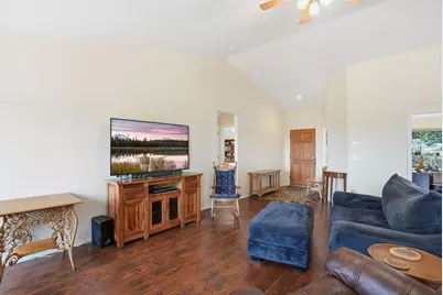 21130 Arid Avenue, Bend, OR 97703 - Photo 22