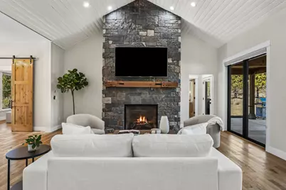 16611 Wilt Road, Sisters, OR 97759 - Photo 12