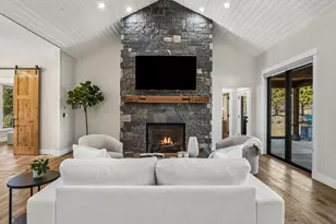 16611 Wilt Rd, Sisters, OR 97759 - Photo 12