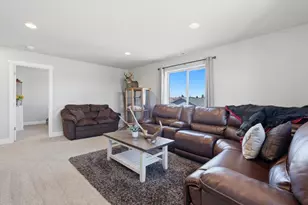 655 NW 26th St, Redmond, OR 97756 - Photo 26