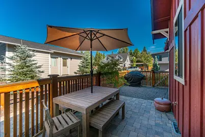 233 W Heising Drive, Sisters, OR 97759 - Photo 22