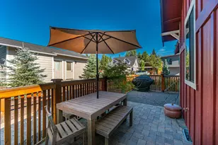 233 W Heising Dr, Sisters, OR 97759 - Photo 22