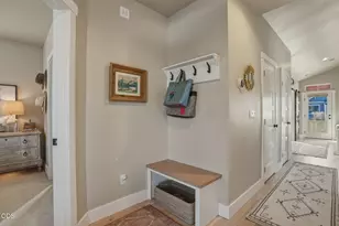 233 W Heising Dr, Sisters, OR 97759 - Photo 10