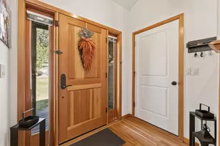 5024 Swallow Ct, Klamath Falls, OR 97601 - Photo 4