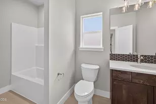 3855 SW Antelope Way, Redmond, OR 97756 - Photo 14