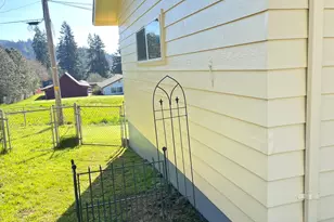 750 Oregon 47, Clatskanie, OR 97016 - Photo 34