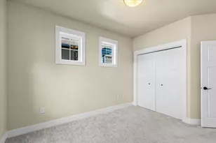 517 Windsong Way, Medford, OR 97504 - Photo 24