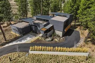 61865 Hosmer Lake Dr, Bend, OR 97702 - Photo 4