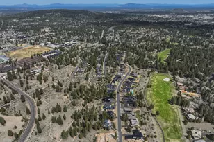 61865 Hosmer Lake Dr, Bend, OR 97702 - Photo 68