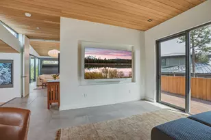 61865 Hosmer Lake Dr, Bend, OR 97702 - Photo 24