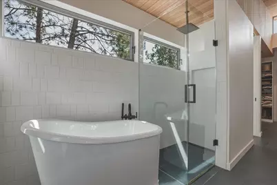 61865 Hosmer Lake Drive, Bend, OR 97702 - Photo 30