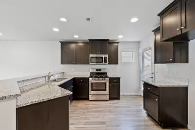 20550 SE Cameron Avenue, Bend, OR 97702 - Photo 10