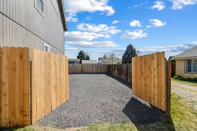 628 NW Green Forest Circle, Redmond, OR 97756 - Photo 46