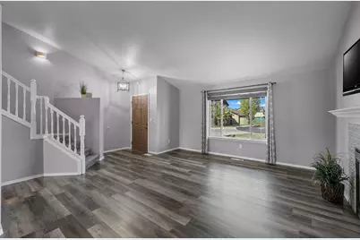 628 NW Green Forest Circle, Redmond, OR 97756 - Photo 4