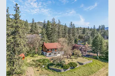 8330 Hwy 238, Jacksonville, OR 97530 - Photo 48