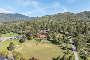 8330 Hwy 238, Jacksonville, OR 97530 - Photo 50