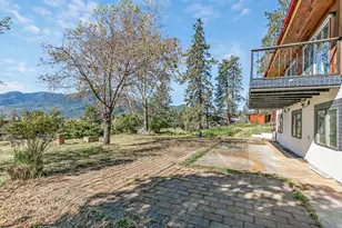 8330 Hwy 238, Jacksonville, OR 97530 - Photo 30