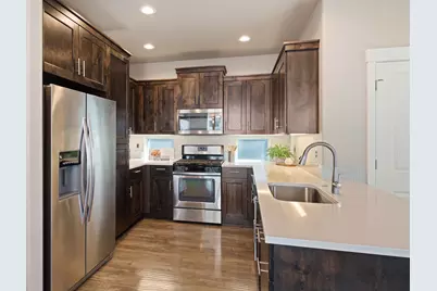 20860 SE Sotra Loop, Bend, OR 97702 - Photo 10