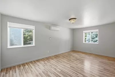 7764 Azalea-Glen Road, Glendale, OR 97442 - Photo 2