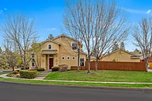 630 SW Hill St, Bend, OR 97702 - Photo 4